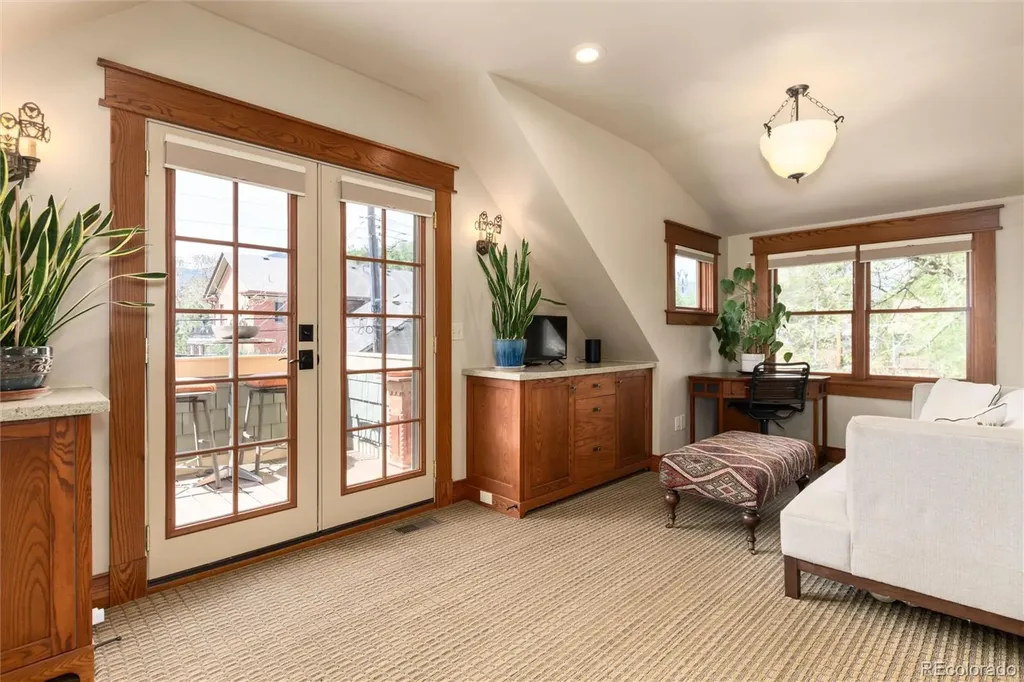 12 N 17th Street Colorado Springs CO 80904