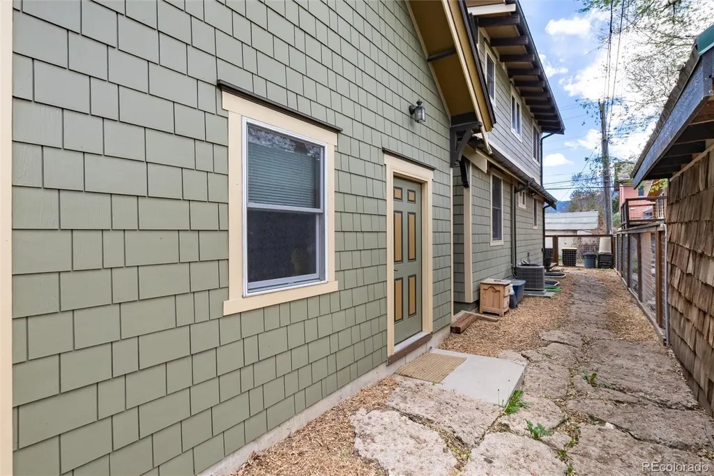 12 N 17th Street Colorado Springs CO 80904
