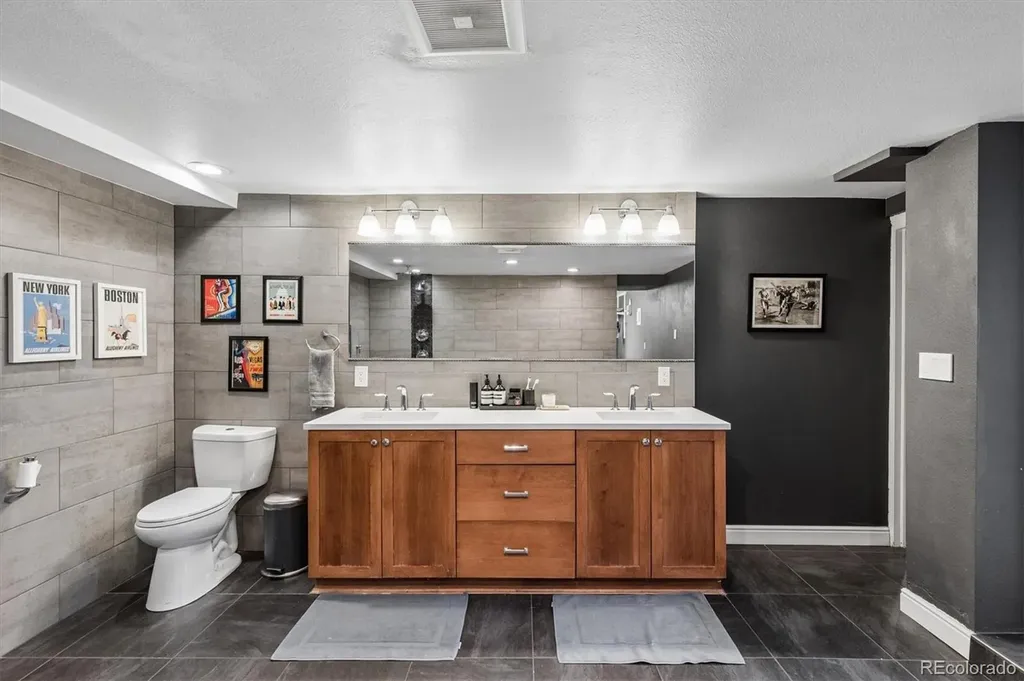 1025 E 17th Avenue Denver CO 80218
