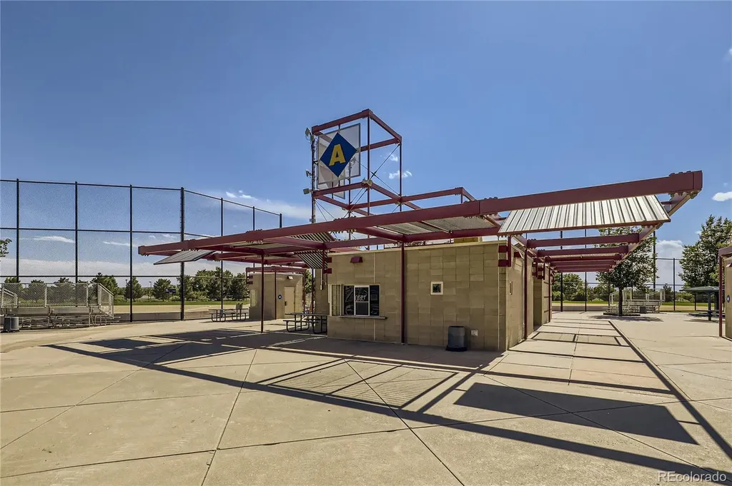 2264 S Haleyville Way Aurora CO 80018