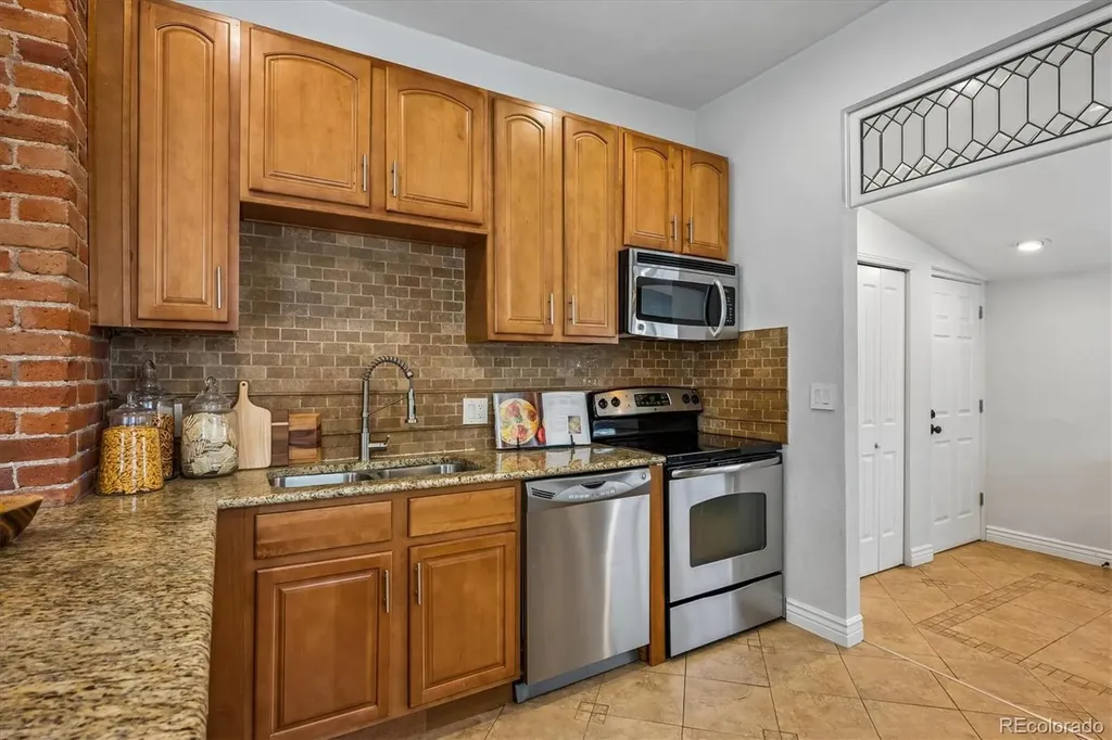1725 E 36th Avenue Denver CO 80205
