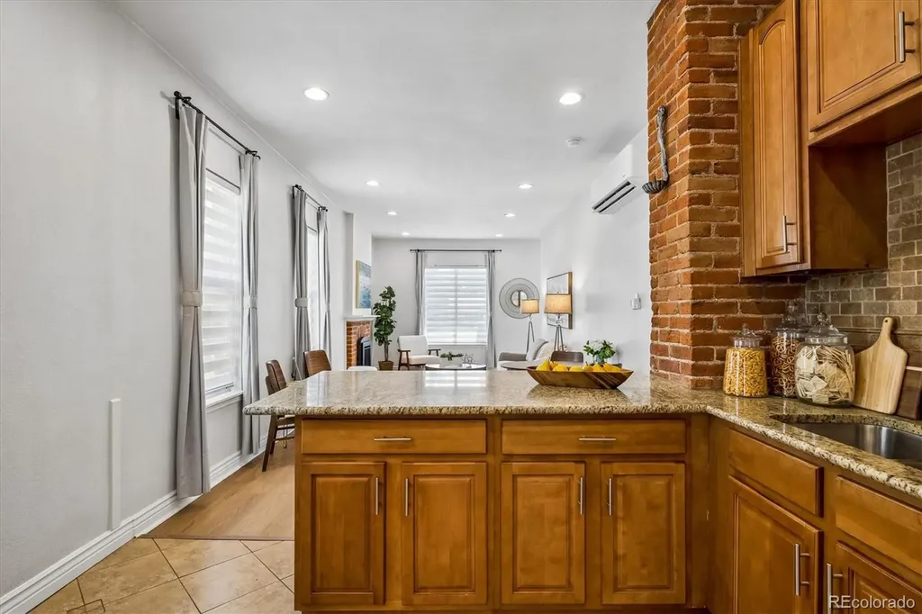 1725 E 36th Avenue Denver CO 80205