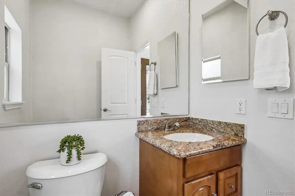1725 E 36th Avenue Denver CO 80205