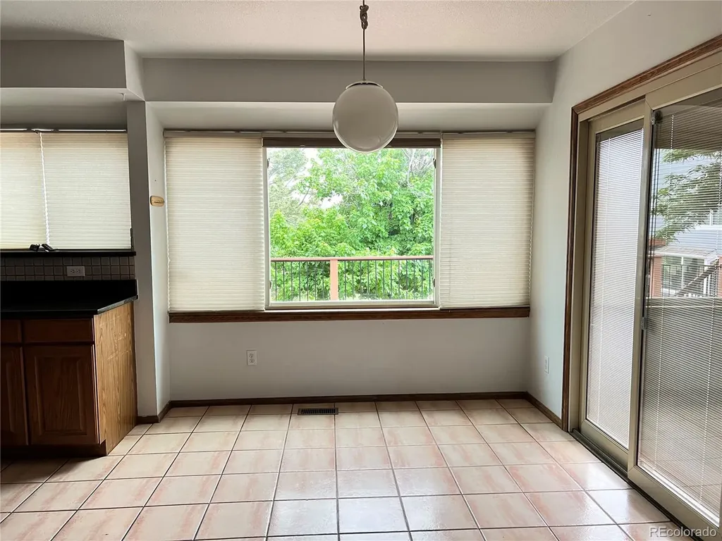 9881 Spring Hill Place Littleton CO 80129