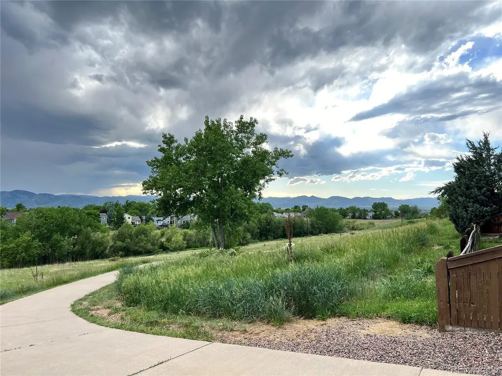 9881 Spring Hill Place Littleton CO 80129