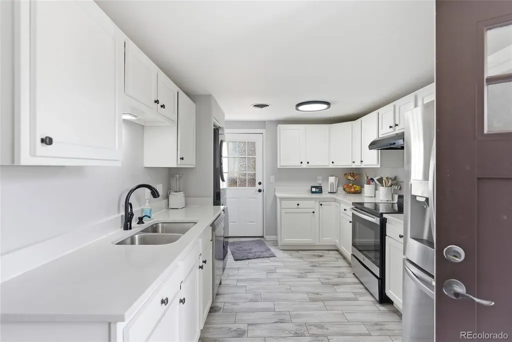 5315 W Shirley Place Lakewood CO 80232