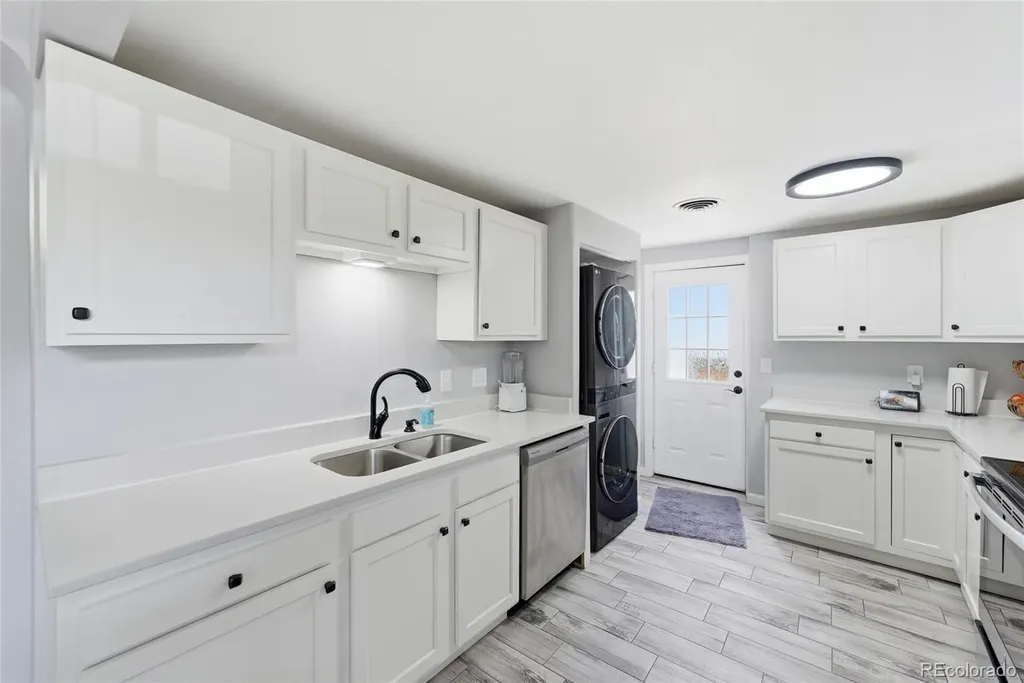 5315 W Shirley Place Lakewood CO 80232