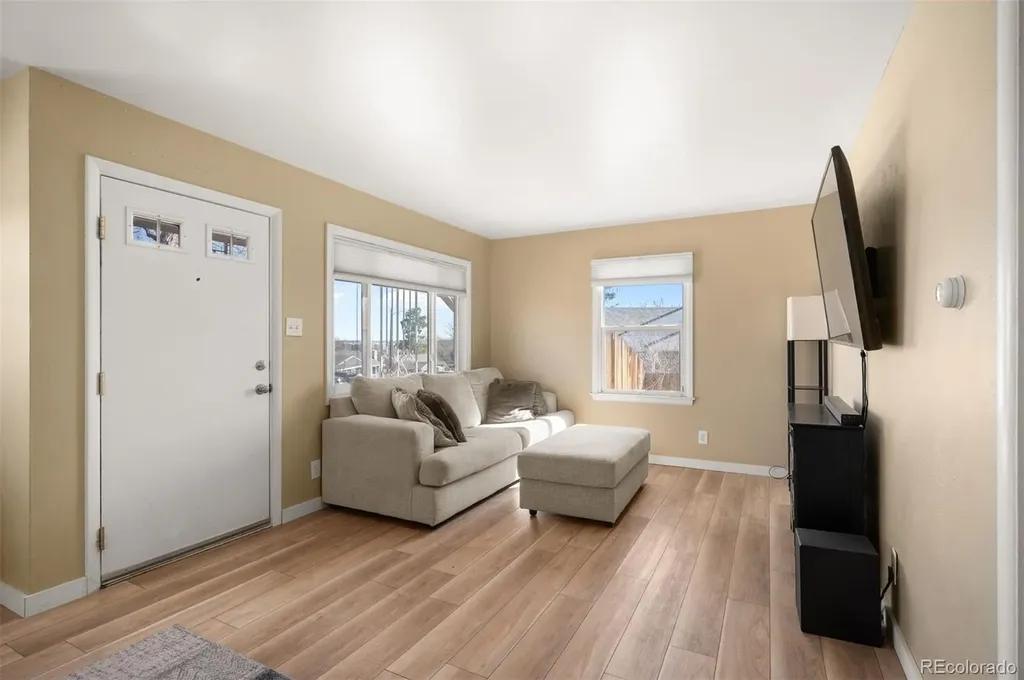 729 S Osage Street Denver CO 80223