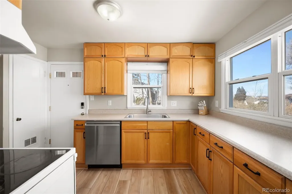 729 S Osage Street Denver CO 80223