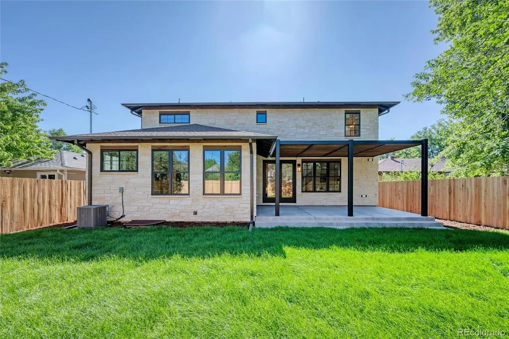 1035 N Leyden Street Denver CO 80220