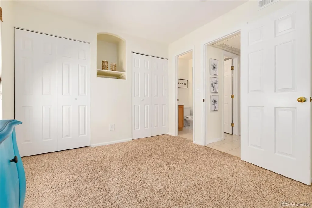 5712 W Asbury Place Denver CO 80227