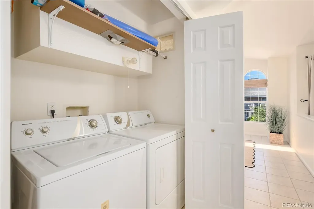 5712 W Asbury Place Denver CO 80227