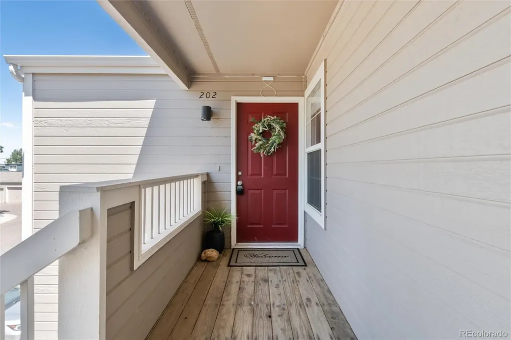 5712 W Asbury Place Denver CO 80227