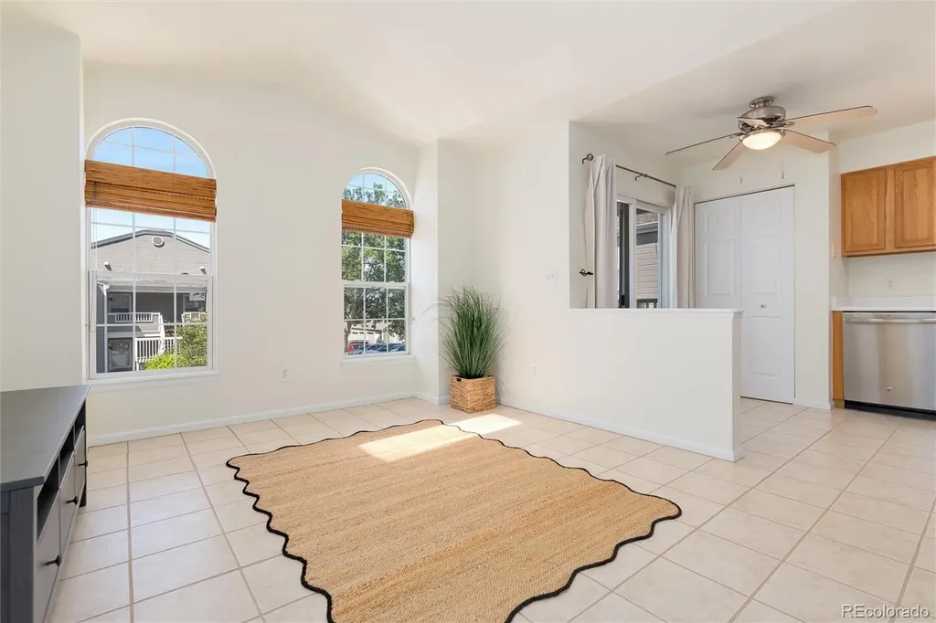 5712 W Asbury Place Denver CO 80227