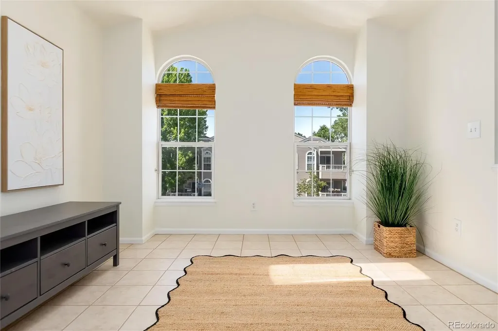 5712 W Asbury Place Denver CO 80227