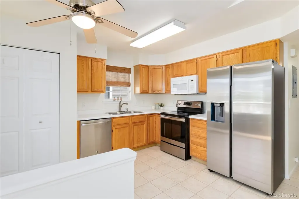 5712 W Asbury Place Denver CO 80227