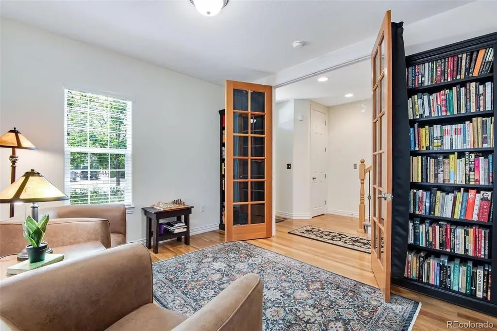 2933 Lawrence Street Denver CO 80205