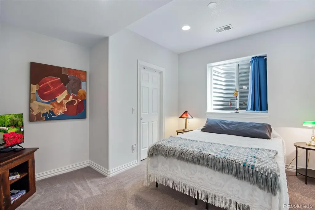 2933 Lawrence Street Denver CO 80205
