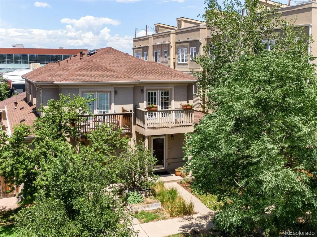 2933 Lawrence Street Denver CO 80205