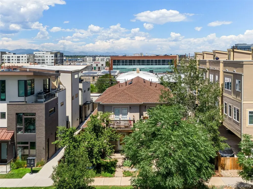 2933 Lawrence Street Denver CO 80205