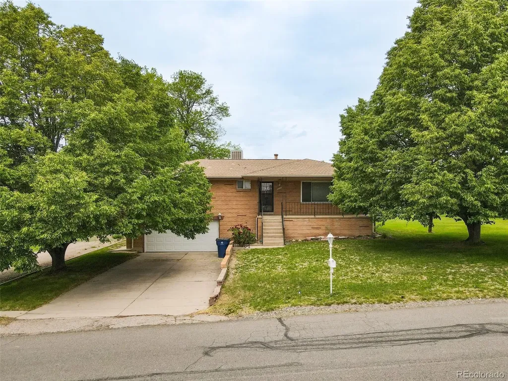 4975 Robb Street Wheat Ridge CO 80033