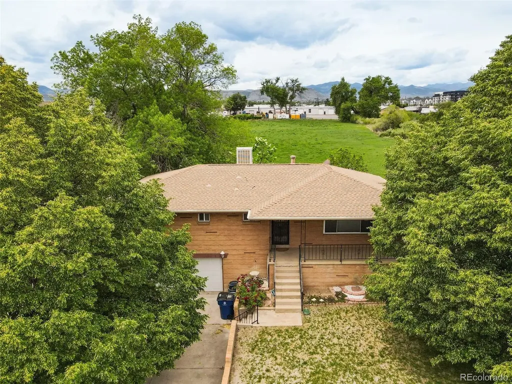 4975 Robb Street Wheat Ridge CO 80033