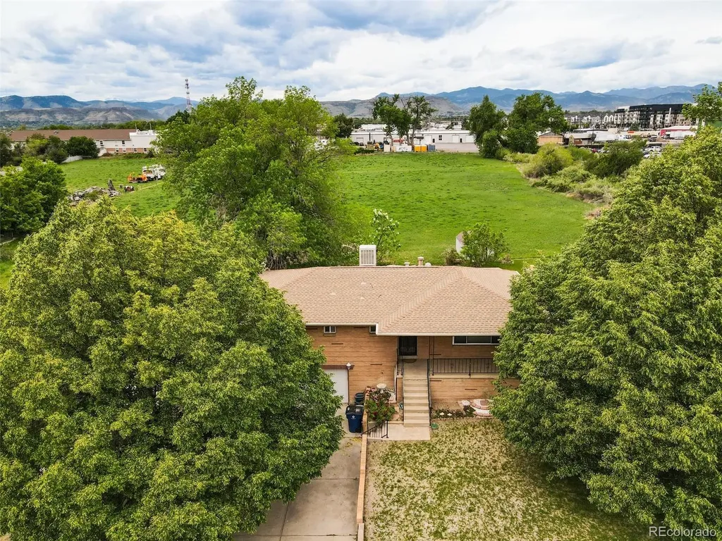 4975 Robb Street Wheat Ridge CO 80033