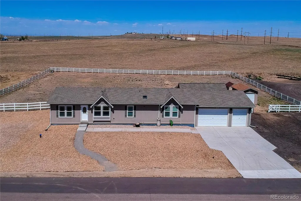 16413 Higgins Avenue Fort Lupton CO 80621