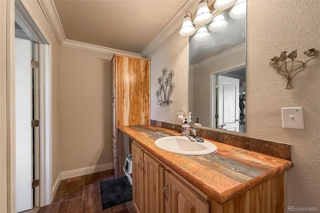 16413 Higgins Avenue Fort Lupton CO 80621