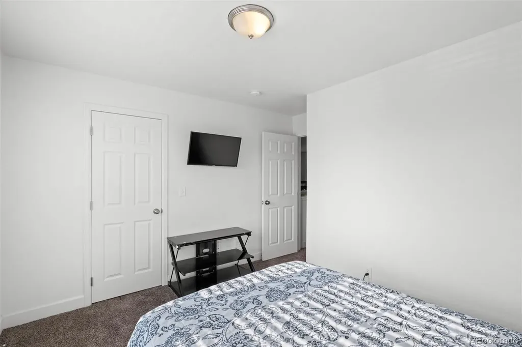10182 Zeno Street Commerce City CO 80022