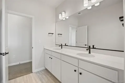 24376 E 35th Drive Aurora CO 80019