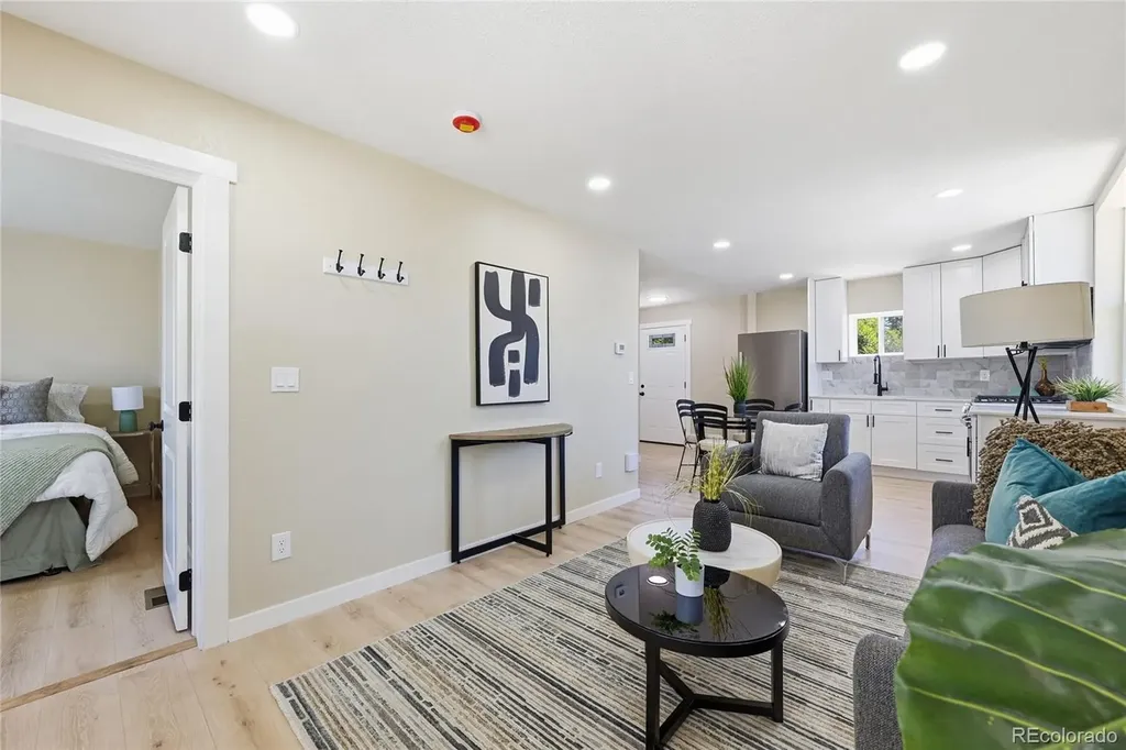 3936 N Steele Street Denver CO 80205