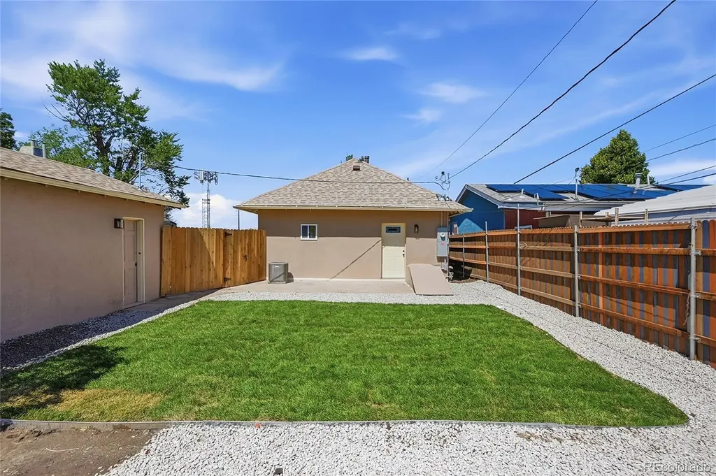 3936 N Steele Street Denver CO 80205