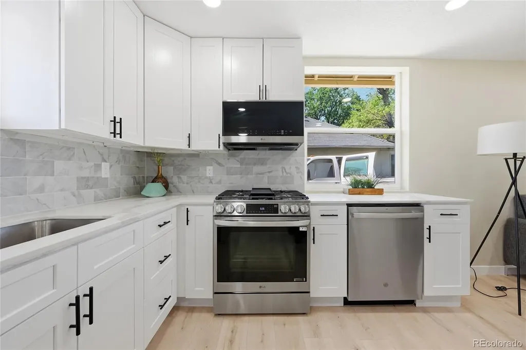 3936 N Steele Street Denver CO 80205