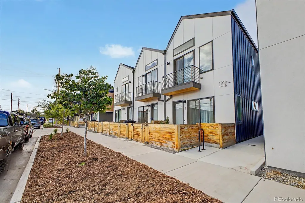 1921 W Elk Place Denver CO 80211