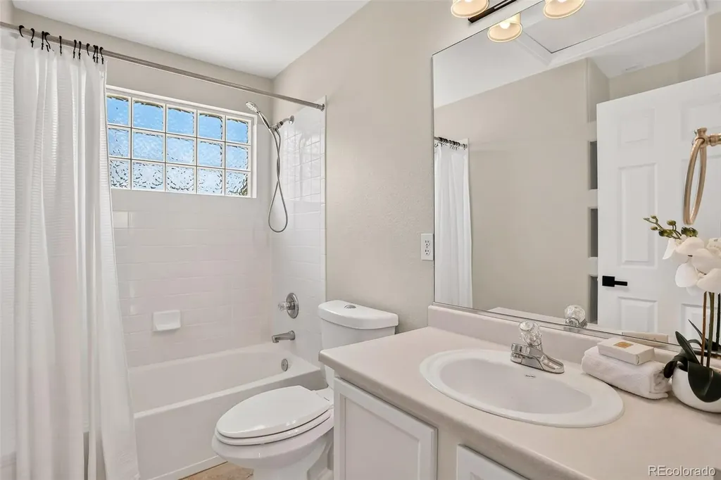 2389 E 116th Place Denver CO 80233