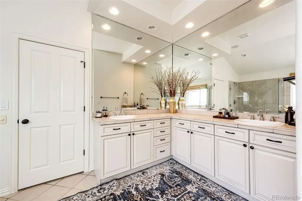 907 Greenridge Lane Castle Pines CO 80108