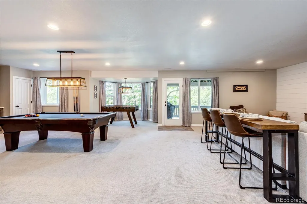 907 Greenridge Lane Castle Pines CO 80108