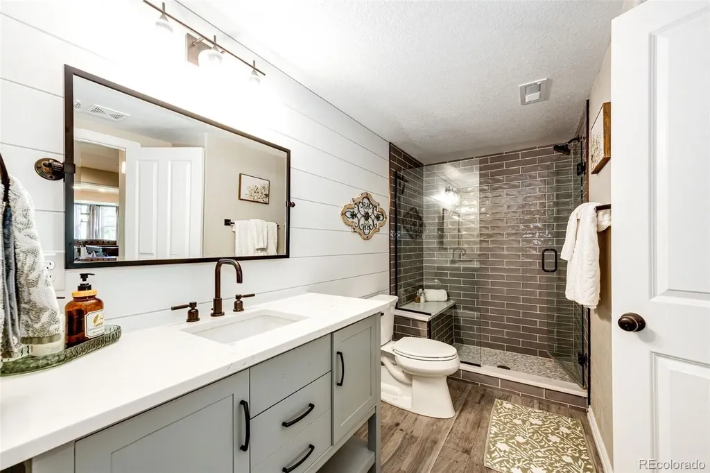 907 Greenridge Lane Castle Pines CO 80108