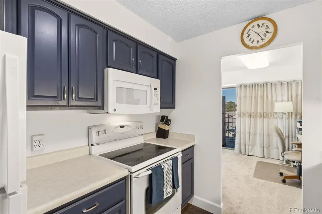 411 Lakewood Circle Colorado Springs CO 80910