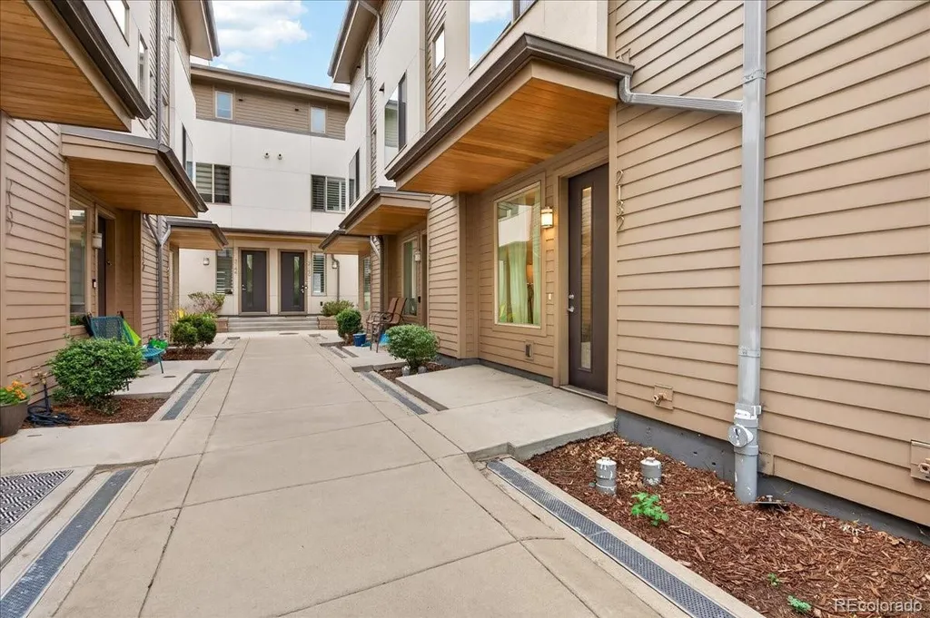2132 Decatur Street Denver CO 80211