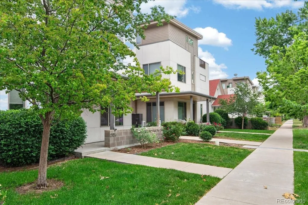 2132 Decatur Street Denver CO 80211