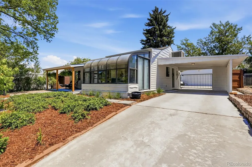 1230 S Forest Street Denver CO 80246