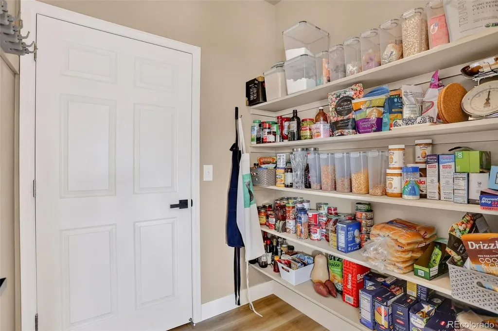 6259 Oak Grove Street Timnath CO 80547