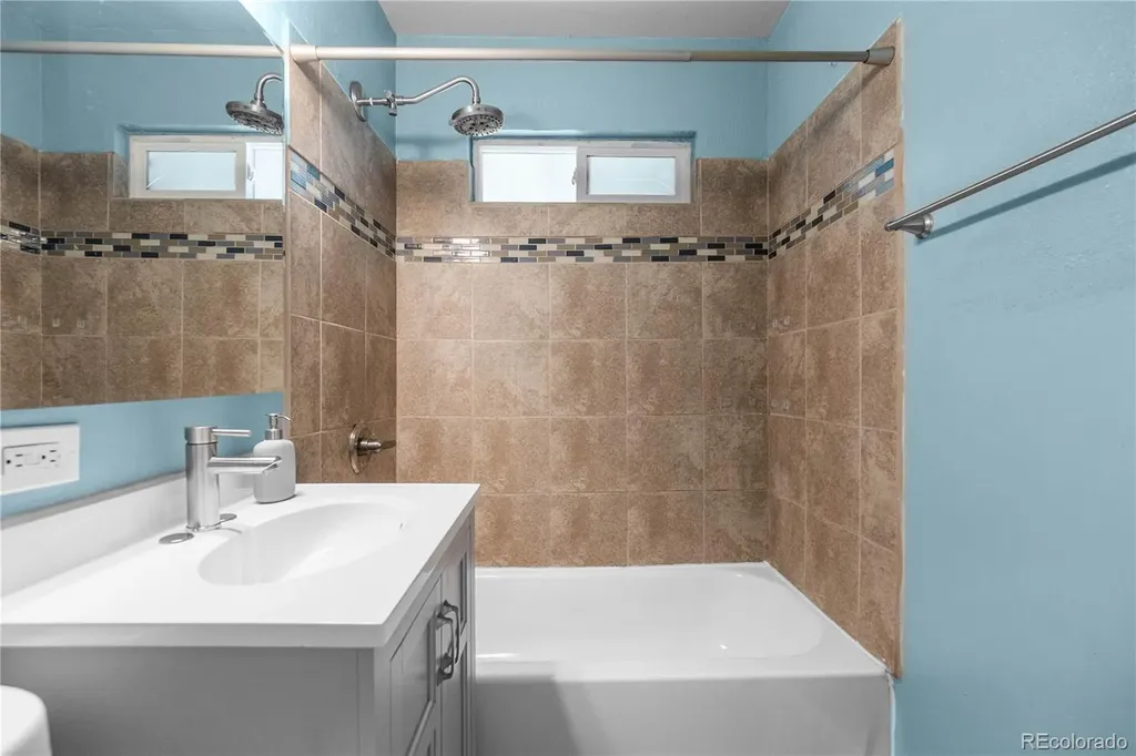 2035 S Julian Circle Denver CO 80219