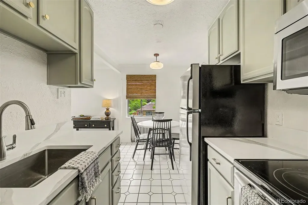 1190 Clermont Street Denver CO 80220