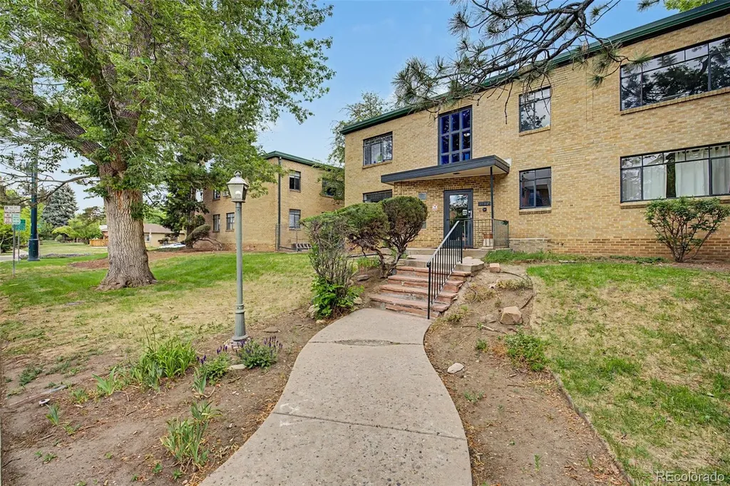 1190 Clermont Street Denver CO 80220