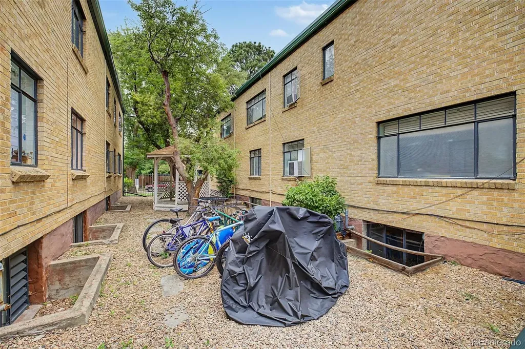 1190 Clermont Street Denver CO 80220