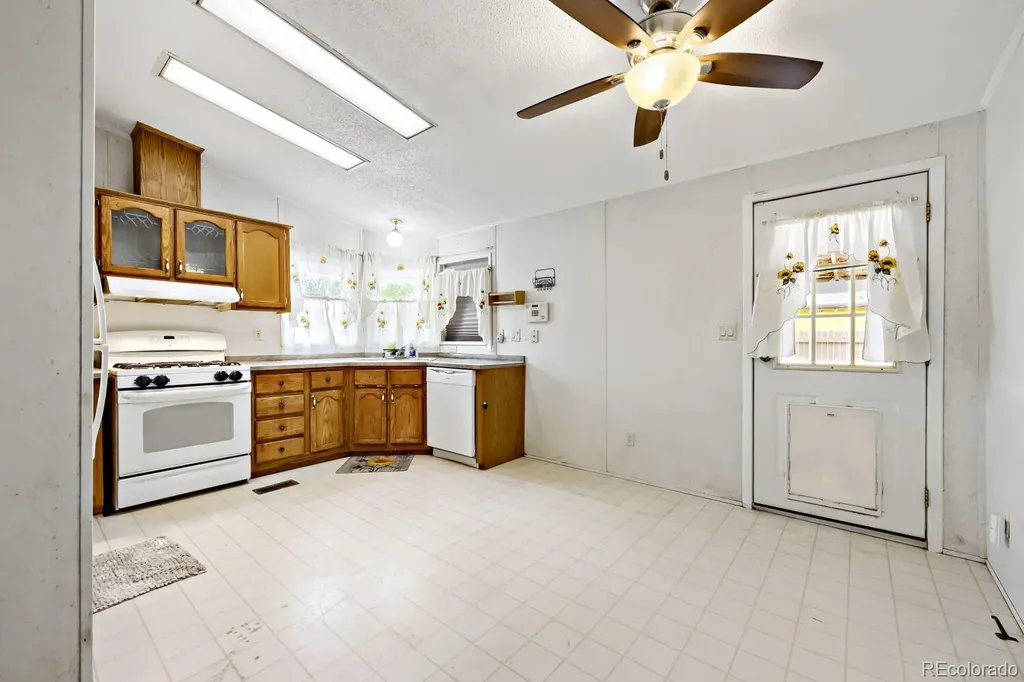 1460 W 78th Circle Denver CO 80221