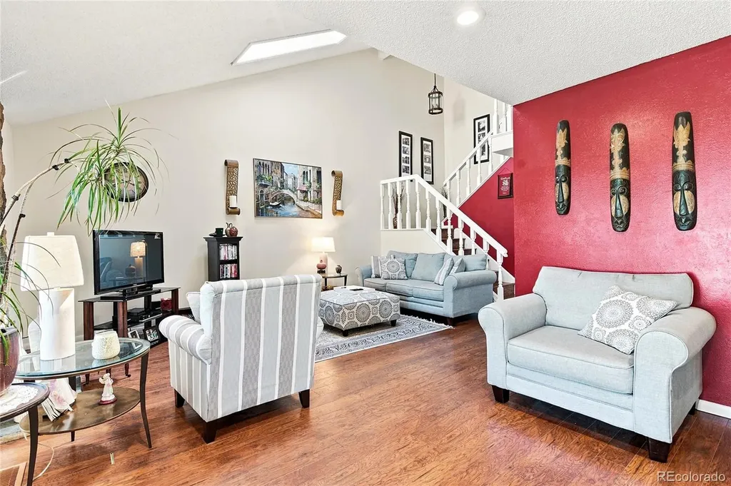2528 S Vaughn Way Aurora CO 80014